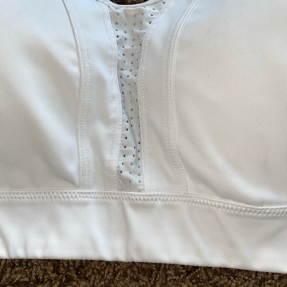 Yvette Power Crossback Sports Bra - Picture 3 of 11